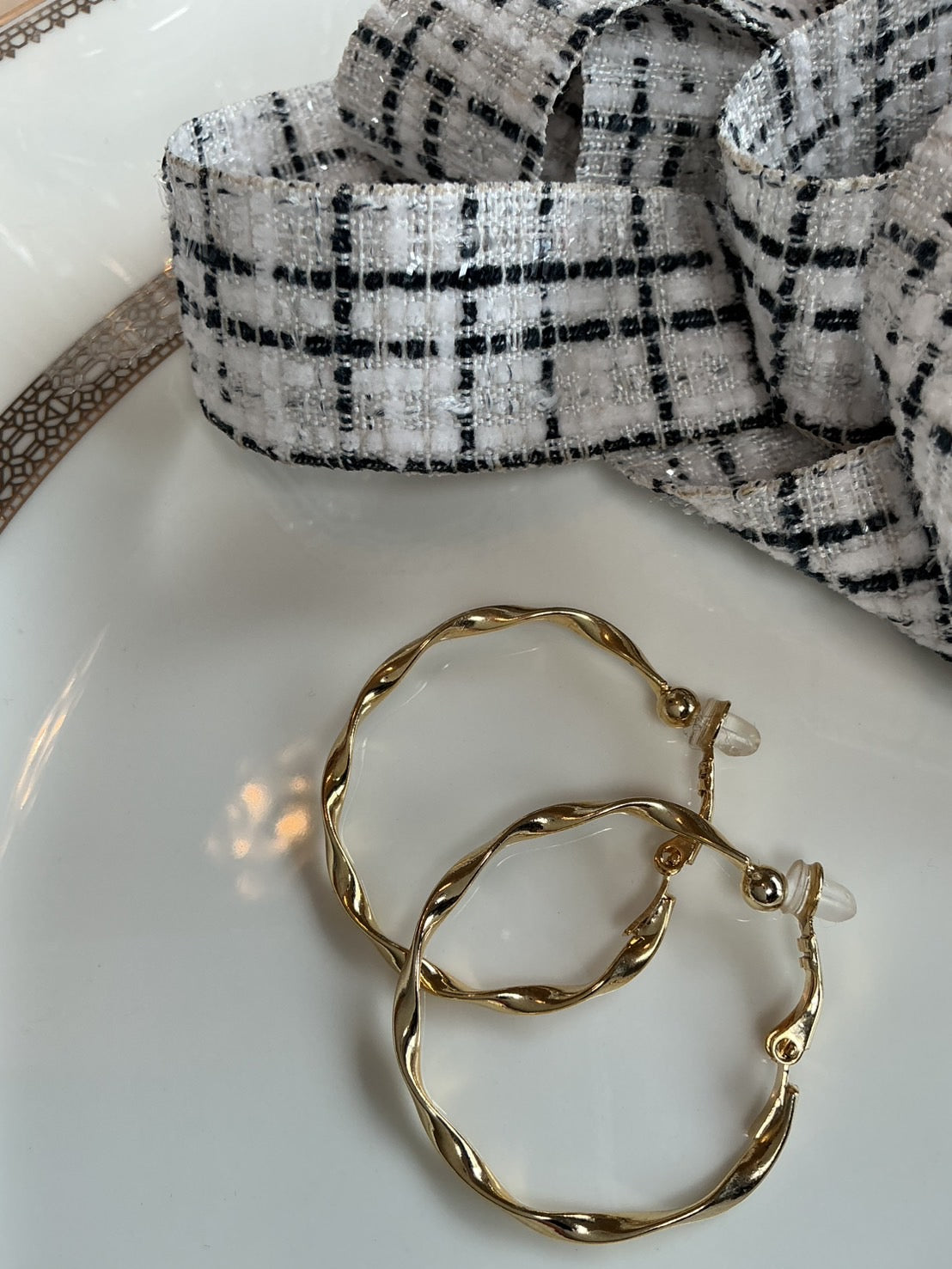 ループイヤリング