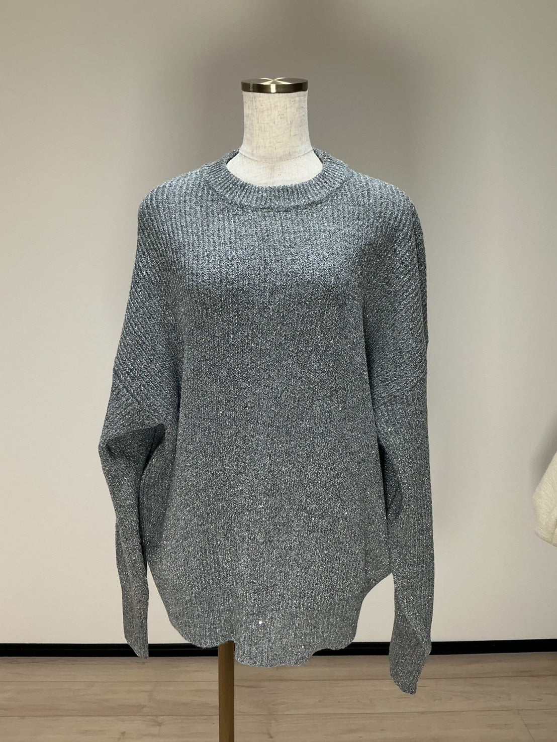 大人愛されキラキラニット