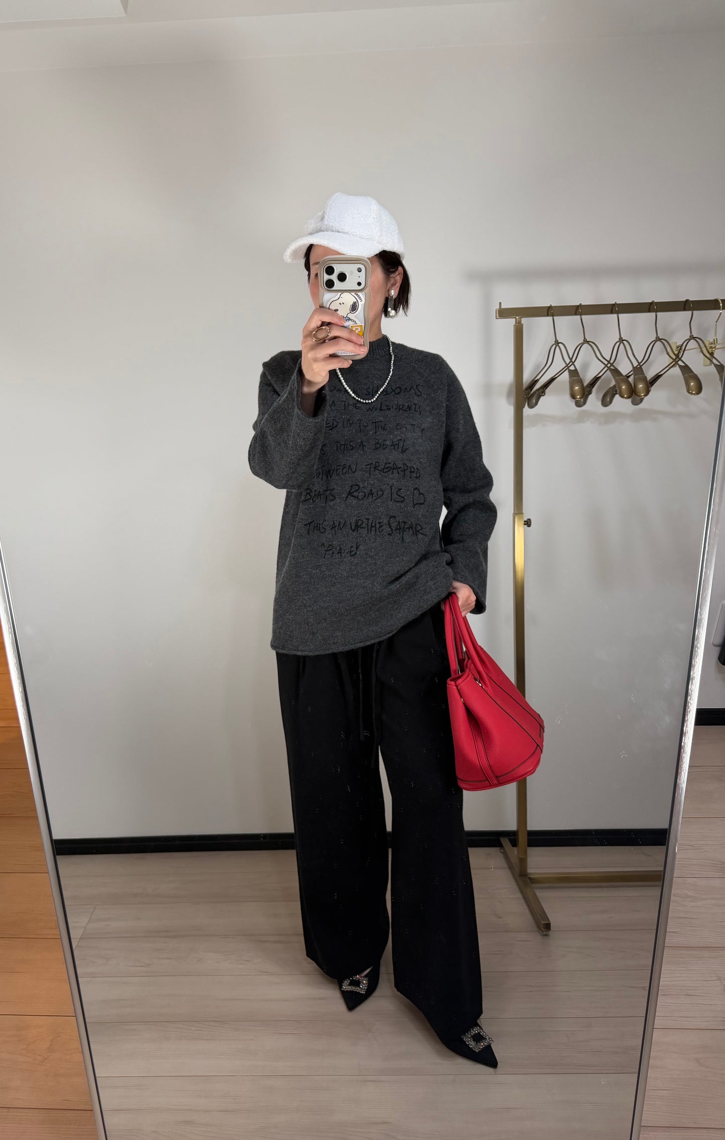 ロゴデザインニット