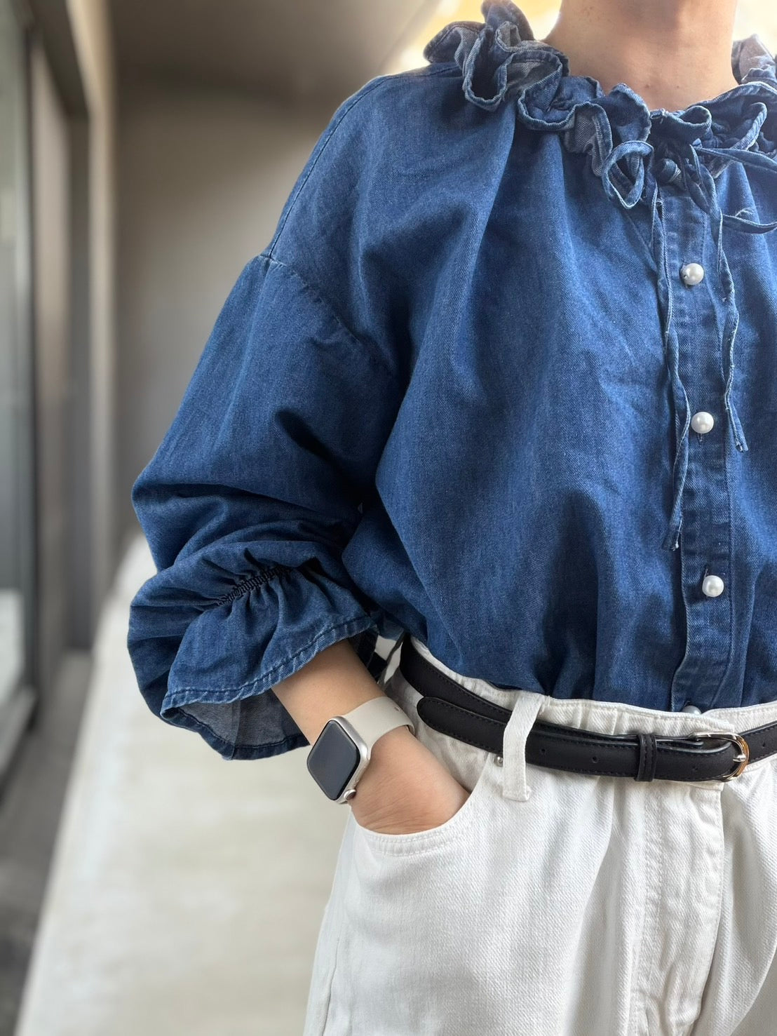 デニムフリルブラウス