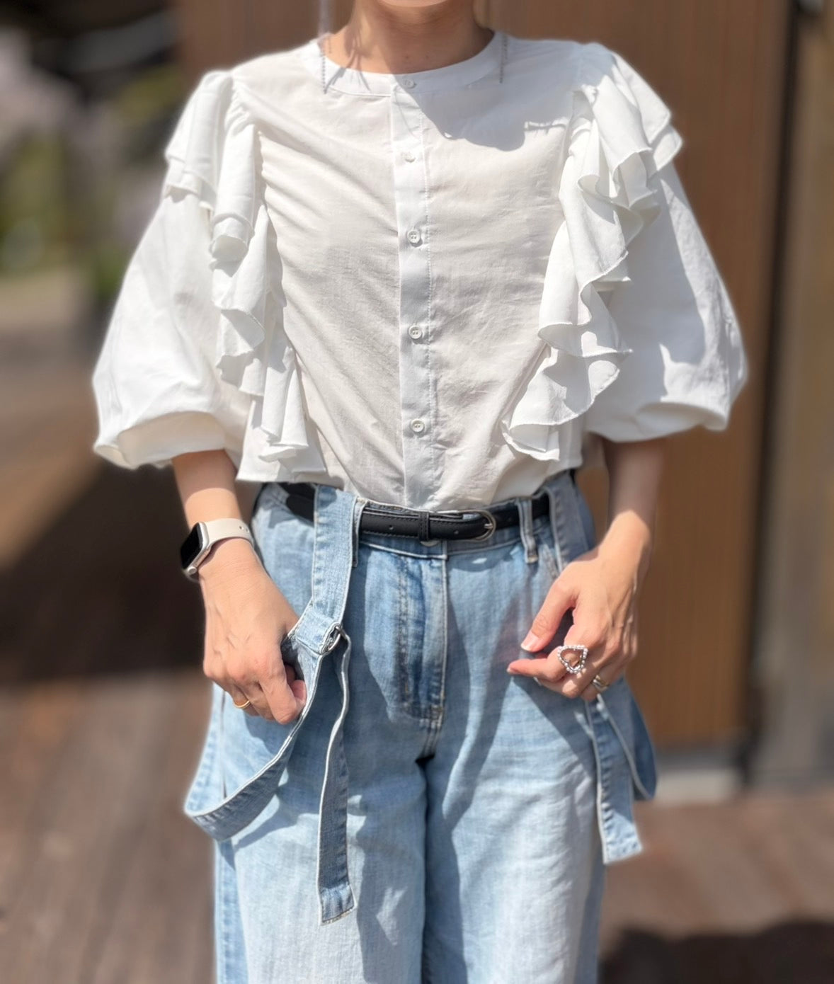 バルーンスリーブフリルブラウス